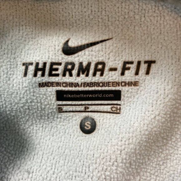 Nike Boys Grey Therma Fit 81 Hoodie Pullover Sweatshirt Size Small - Picture 4 of 8